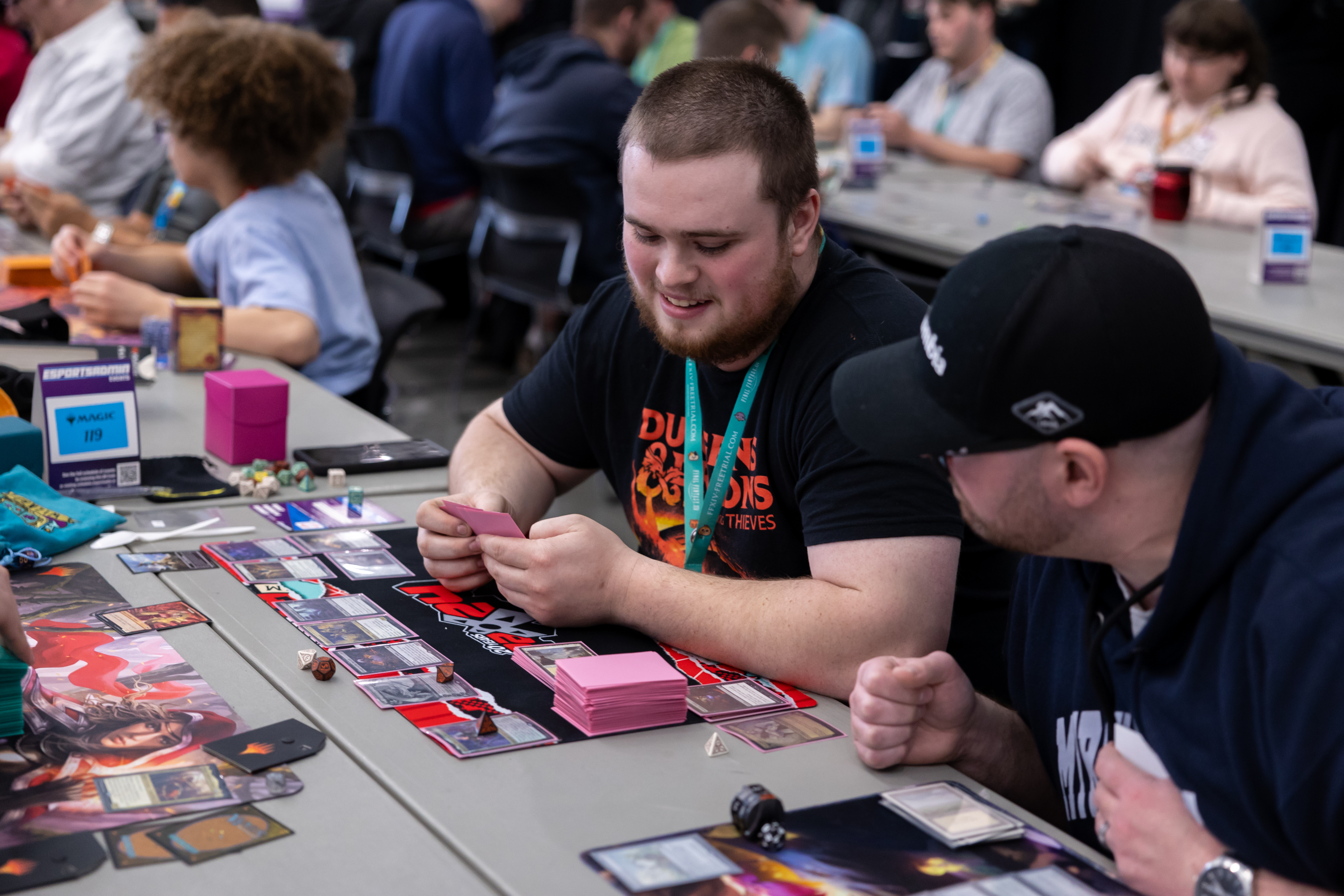 Commander gameplay in the event hall